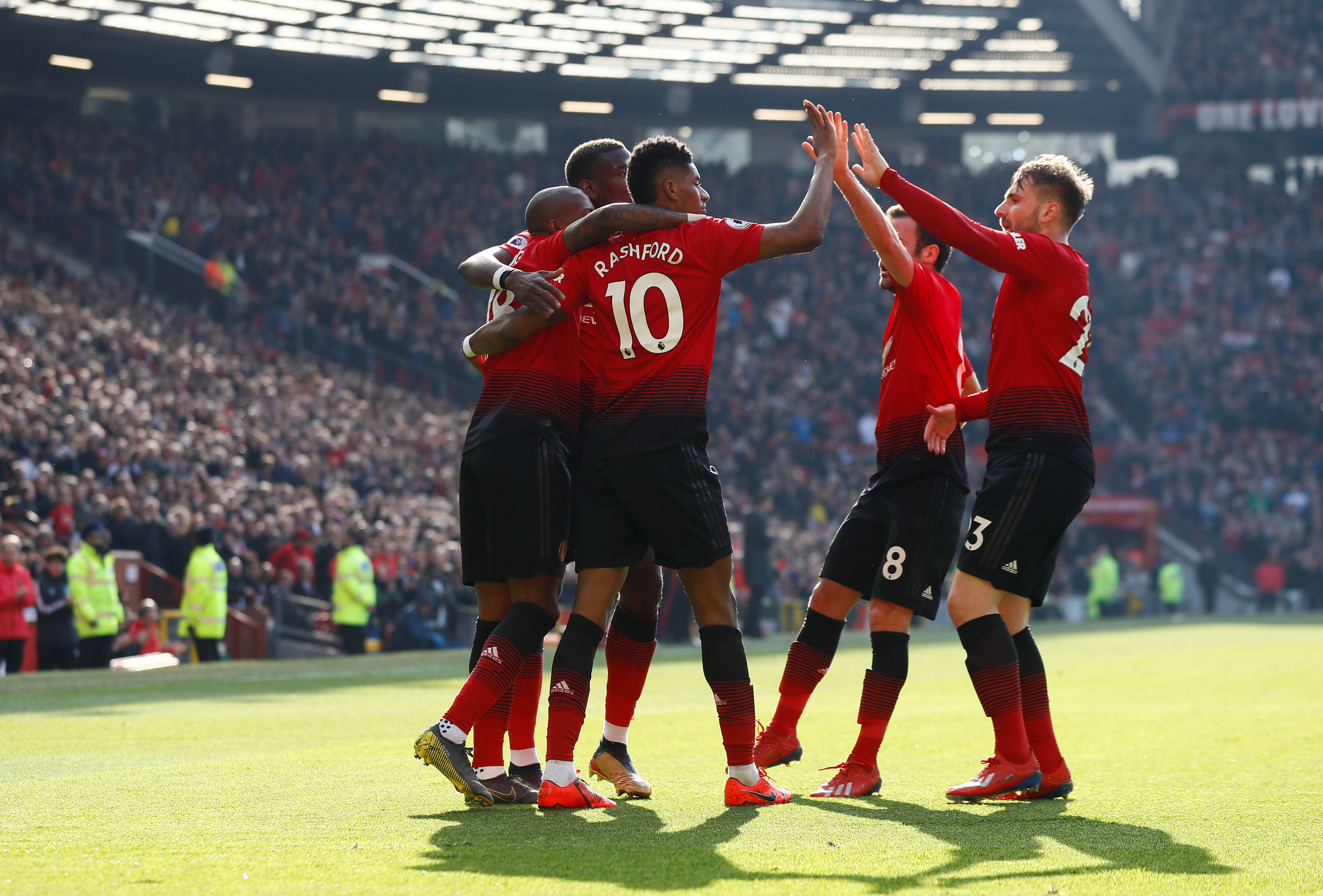 立斷地採取 立斷地採取